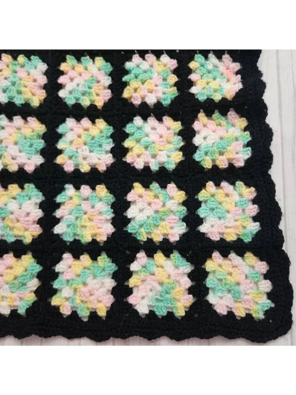 Handmade Baby Chrochet Granny Sqaure Pastel Pinks Blues Afghan Blanket Throw
